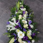 Purple &amp; White Tray Spray 