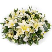 Classic White &amp; Cream Posy 