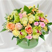 Pale Pink &amp; Peach Hat Box Plus 