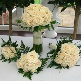 fwthumbPeach_Rose_Bride_4bf80a523192c.jpg